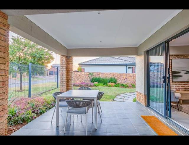 3 BEDROOM HOUSE FOR SALE IN FOURWAYS